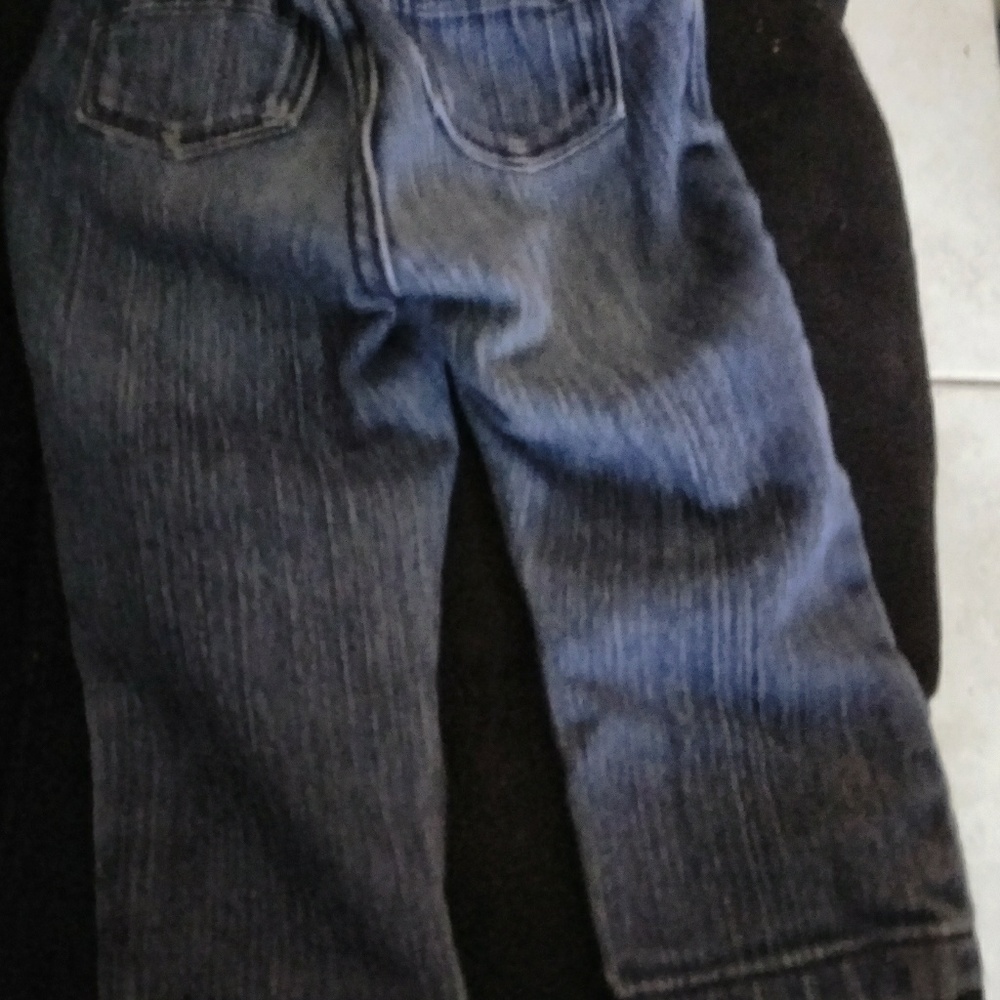 Jeans - Picture 3 of 4